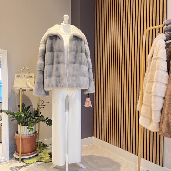 1012 Short Mink Coat 雾城蓝韵 试穿